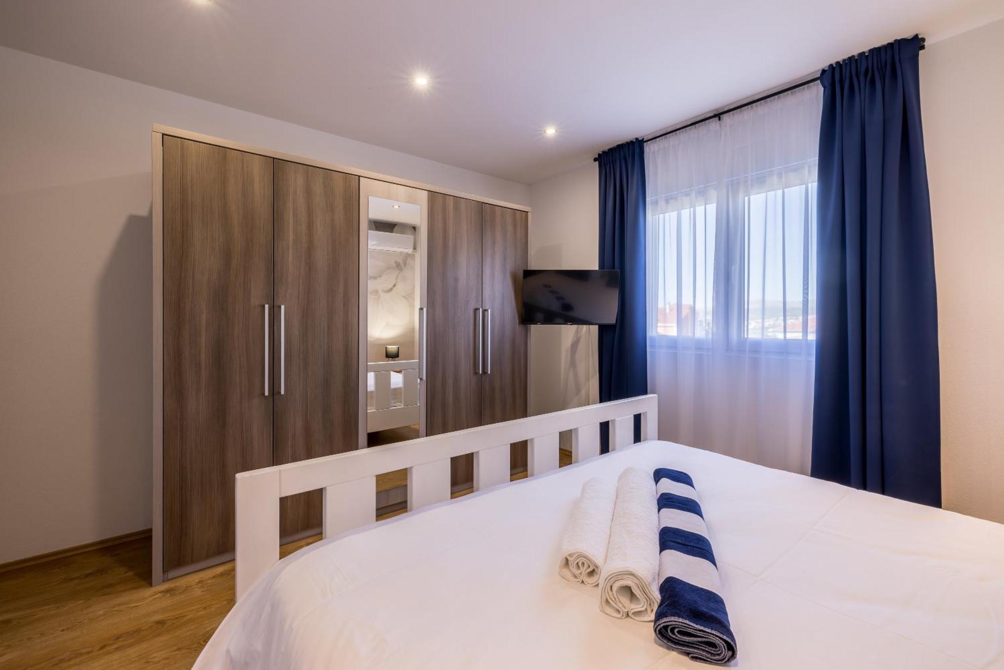Sun Castle Holiday House Babic Kaštel Stari المظهر الخارجي الصورة
